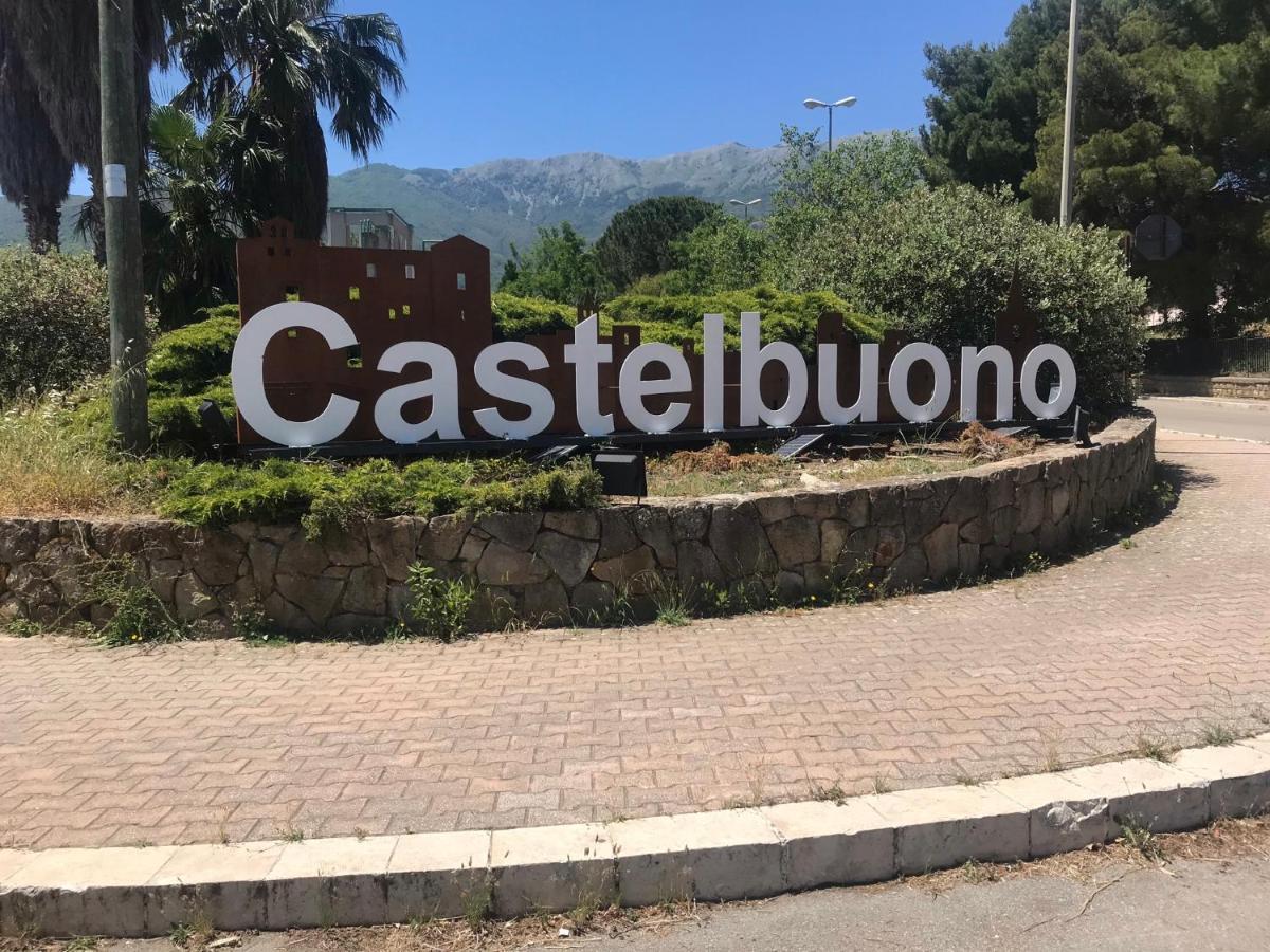 La Casetta Nel Bosco Per Turisti Castelbuono  Buitenkant foto